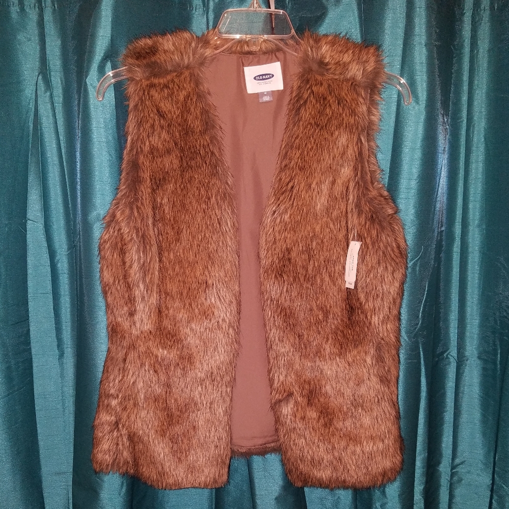 Ladies Brand New Faux Fur Vest